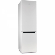 Холодильник Indesit DS 4200 W белый (F105439)