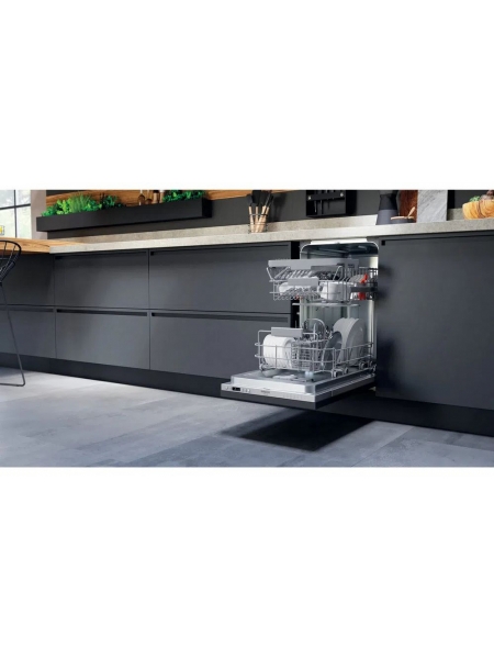 Встраиваемая посудомоечная машина Hotpoint-Ariston HSIC 3M19 C