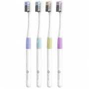 Набор зубных щеток DR.BEI Bass Toothbrush Classic with Travel Package (4 шт)