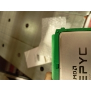 SNR EPYC 7402P (2.80GHz/128Mb/24-core) Socket SP3 (царапины на крышке)