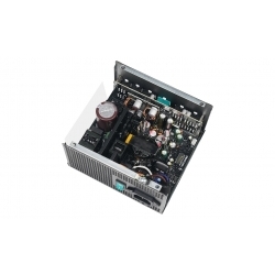 Блок питания Deepcool PN750M (ATX 3.1, 750W, Full Cable Management, PWM 120mm fan, Active PFC, 80+ GOLD, Gen5 PCIe) RET
