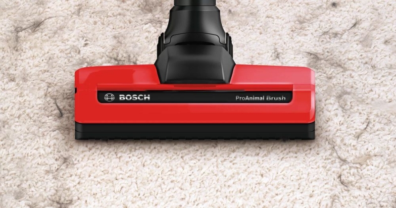 Пылесос ручной Bosch BBS81PET красный