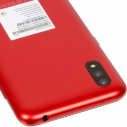 Смартфон Samsung SM-M015F Galaxy M01 32Gb красный моноблок 3G 4G 5.7