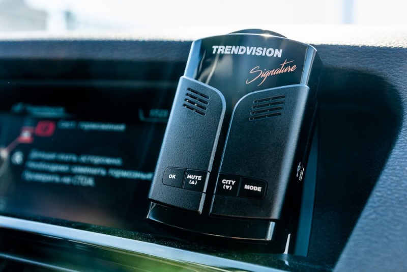 Радар-детектор TrendVision Drive-700 Signature