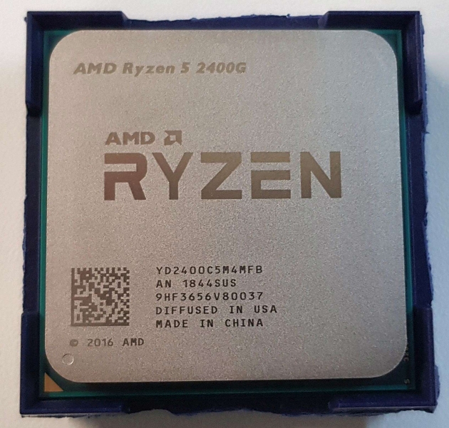 Процессор AMD Ryzen 5 2400G 3.9GHz, AM4 (YD2400C5M4MFB), OEM