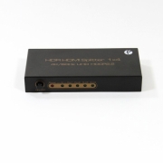 Разветвитель VCOM HDMI 1X4 DD424, черный 